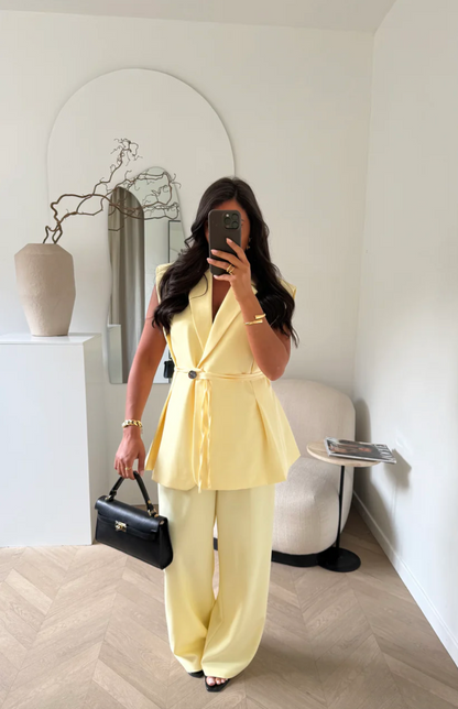 AVA Sleeveless Belted Blazer